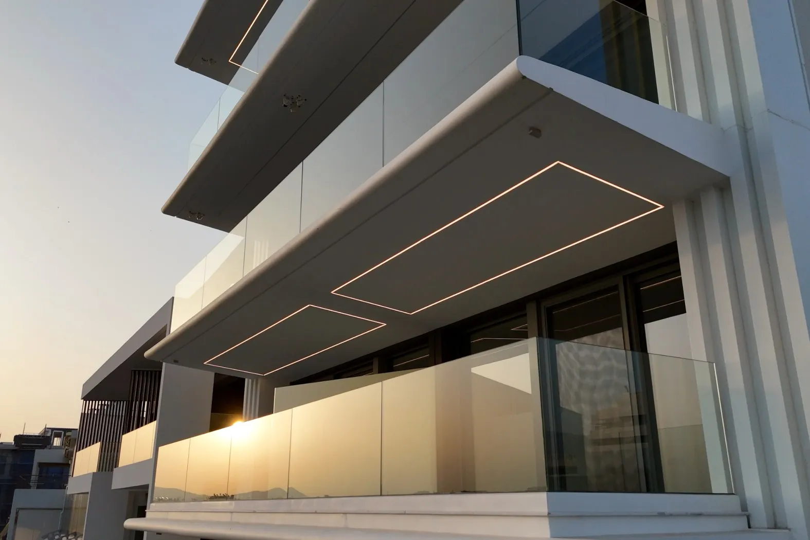 Riviera Residence IV - gallery image 3