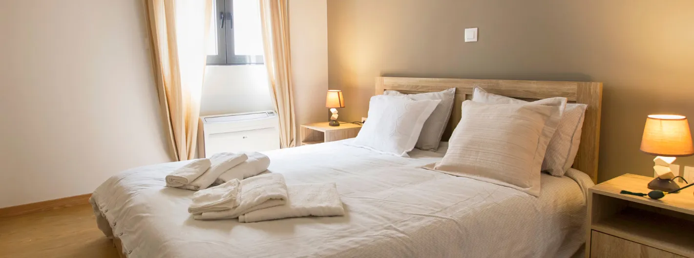 Premium Residence - gallery image 4