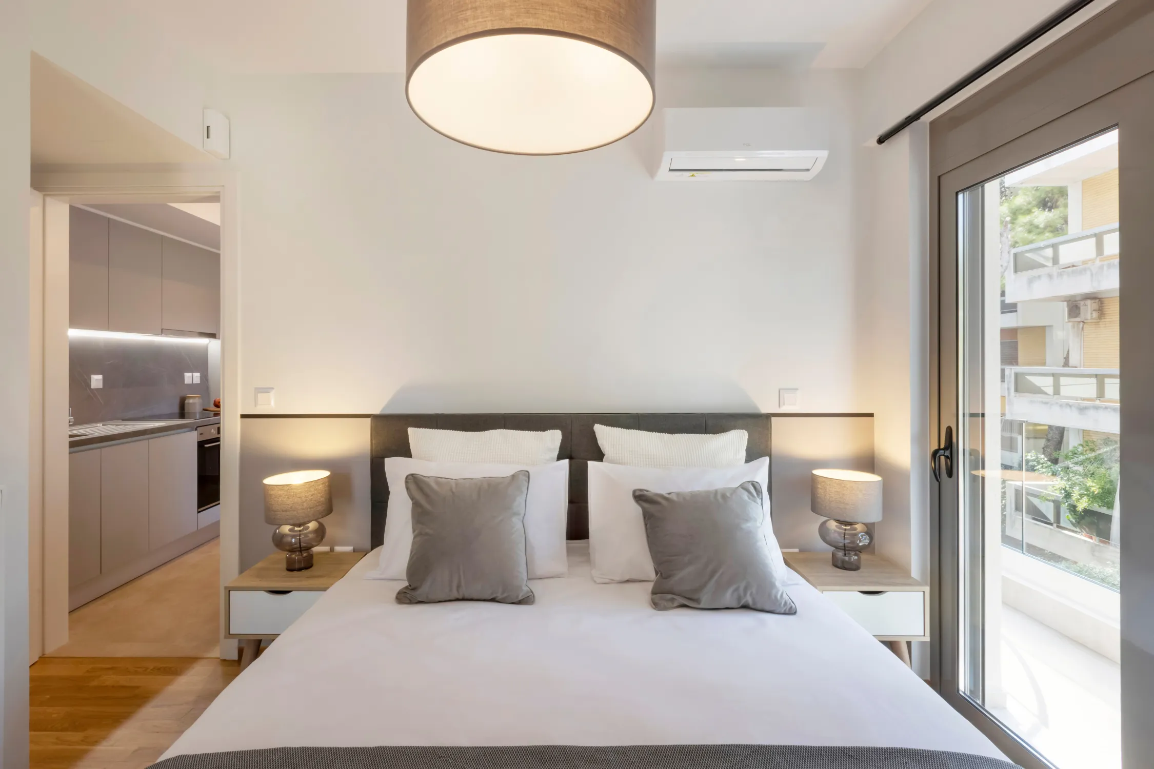 Greenville Residence I - gallery image 6