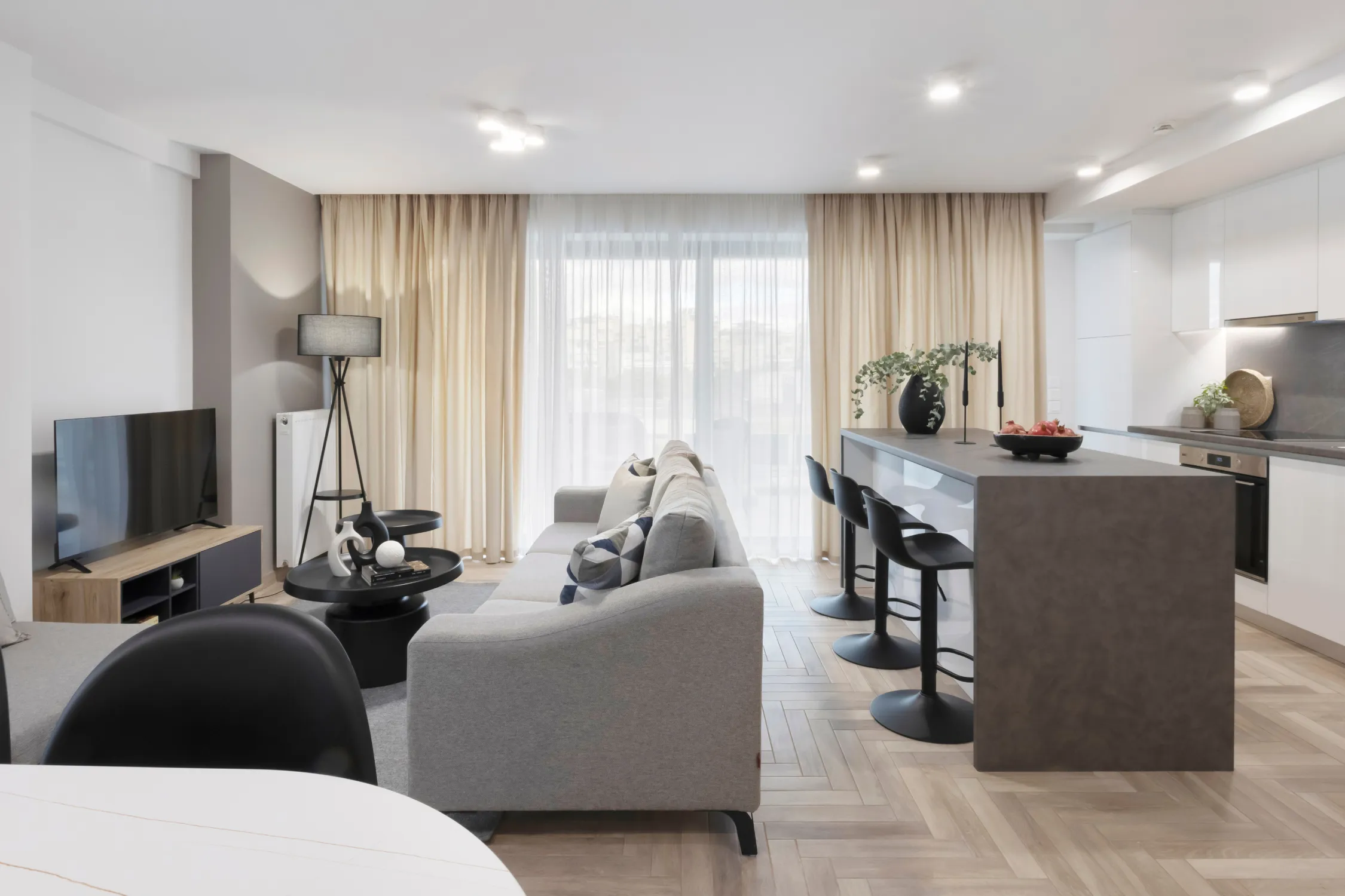 Glyfada Imperial Residence - gallery image 4